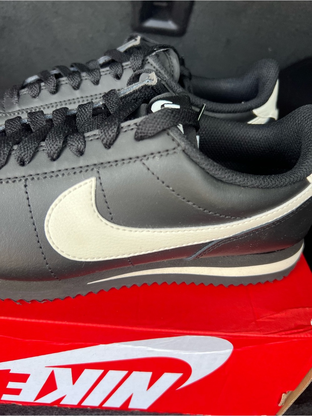 Nike Cortez Black Pale Ivory Sneaker Women's Size 6 DN1791-006 - Picture 2 of 8